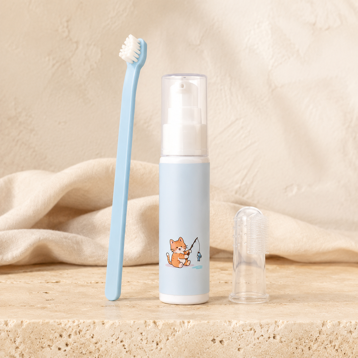 Dentifrice saveur thon pour chat avec brosse et doigtier