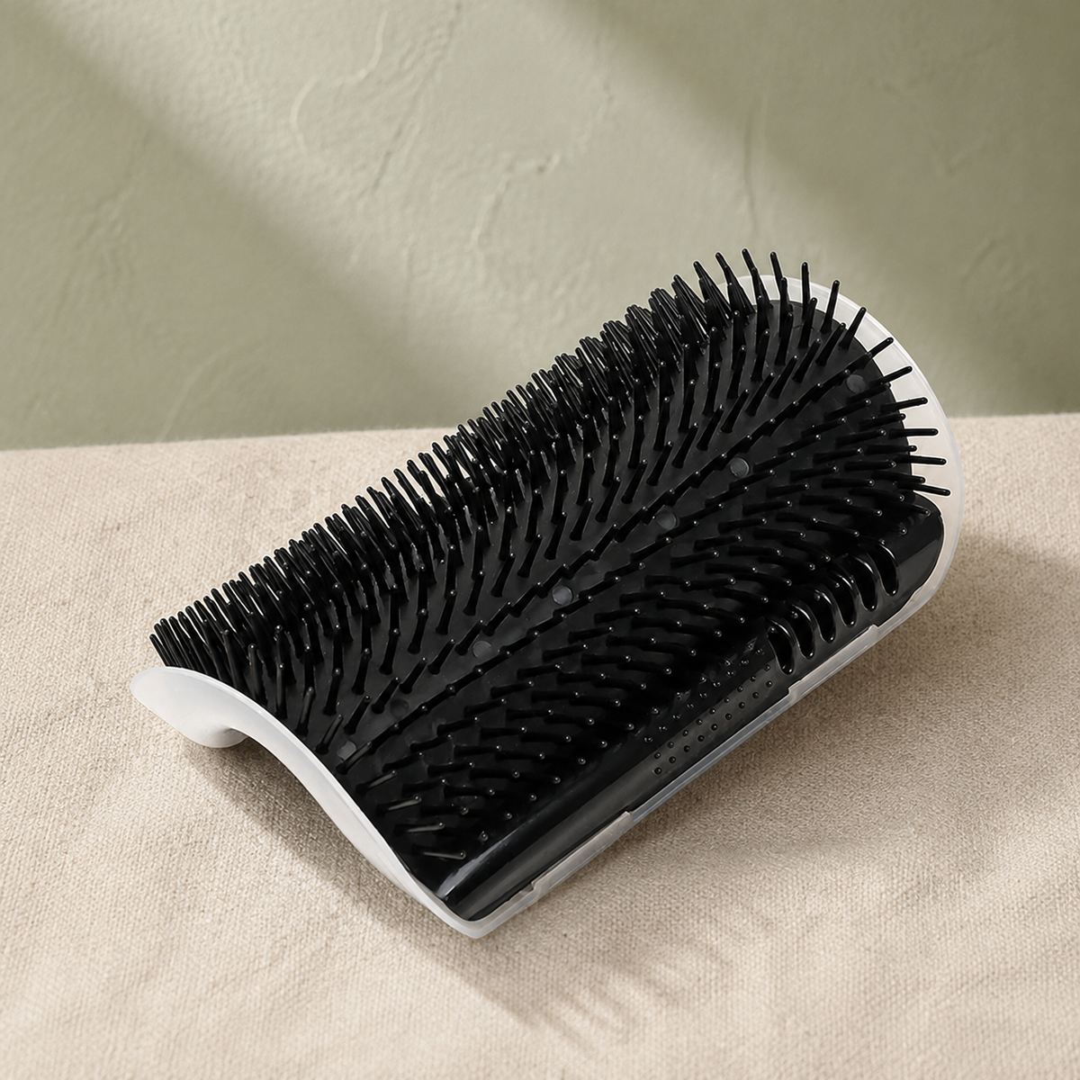Brosse de massage murale auto-nettoyante pour chat